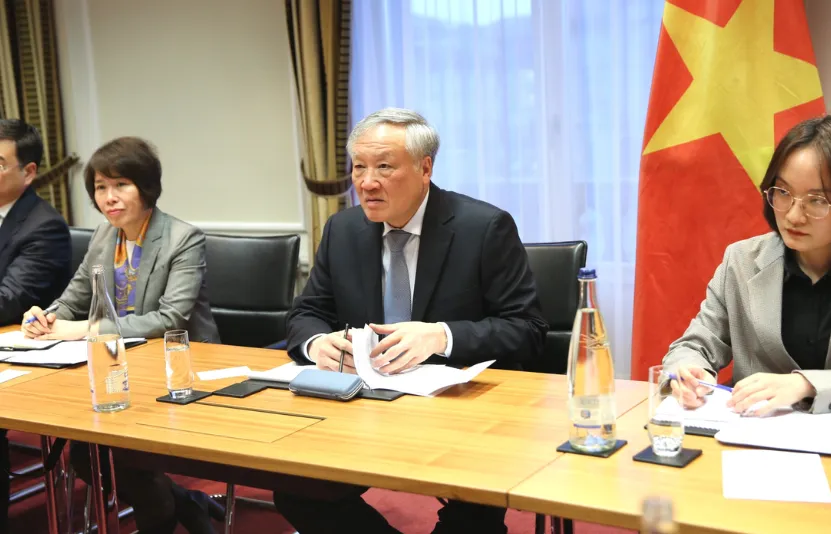 Việt Nam muốn hợp tác với Thụy Sĩ phát triển trung tâm tài chính